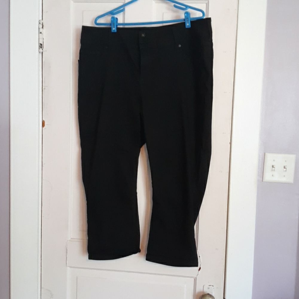 Black Torrid Ankle Jeggings